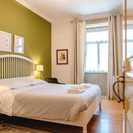 Baiuca Villa *